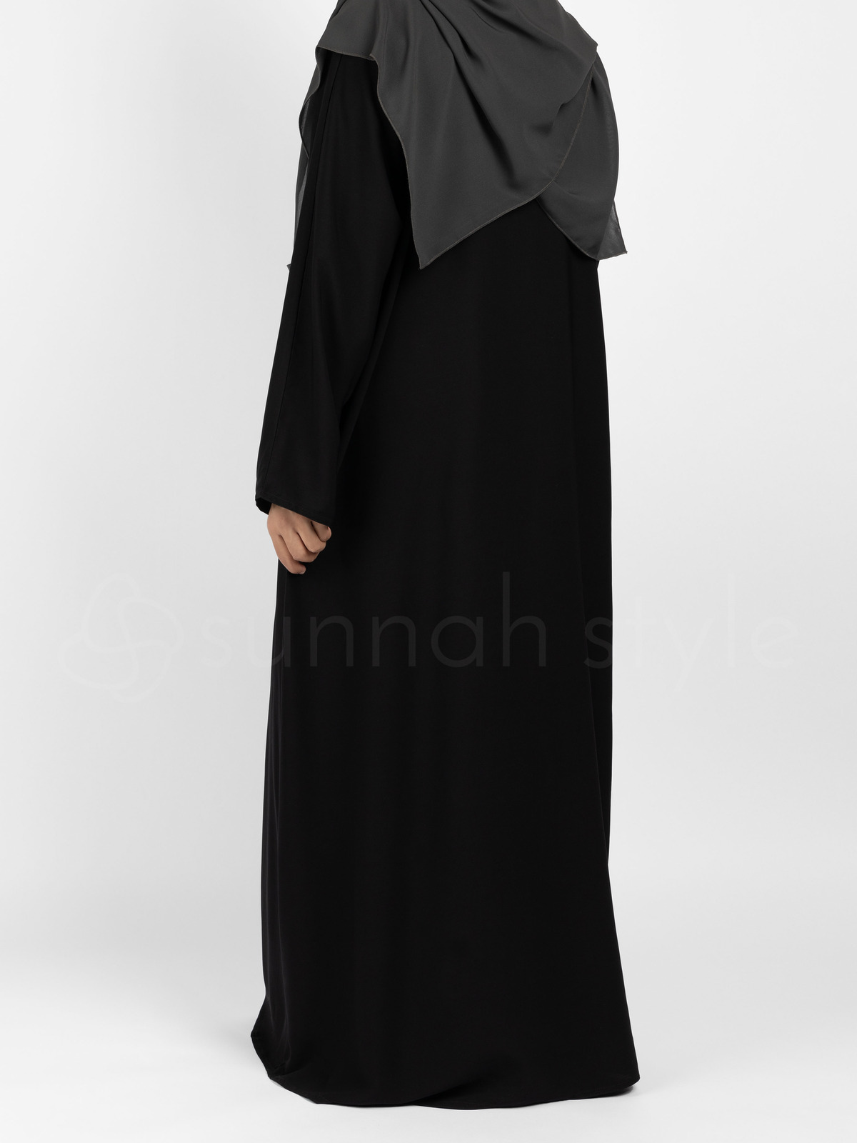 closed abaya dress