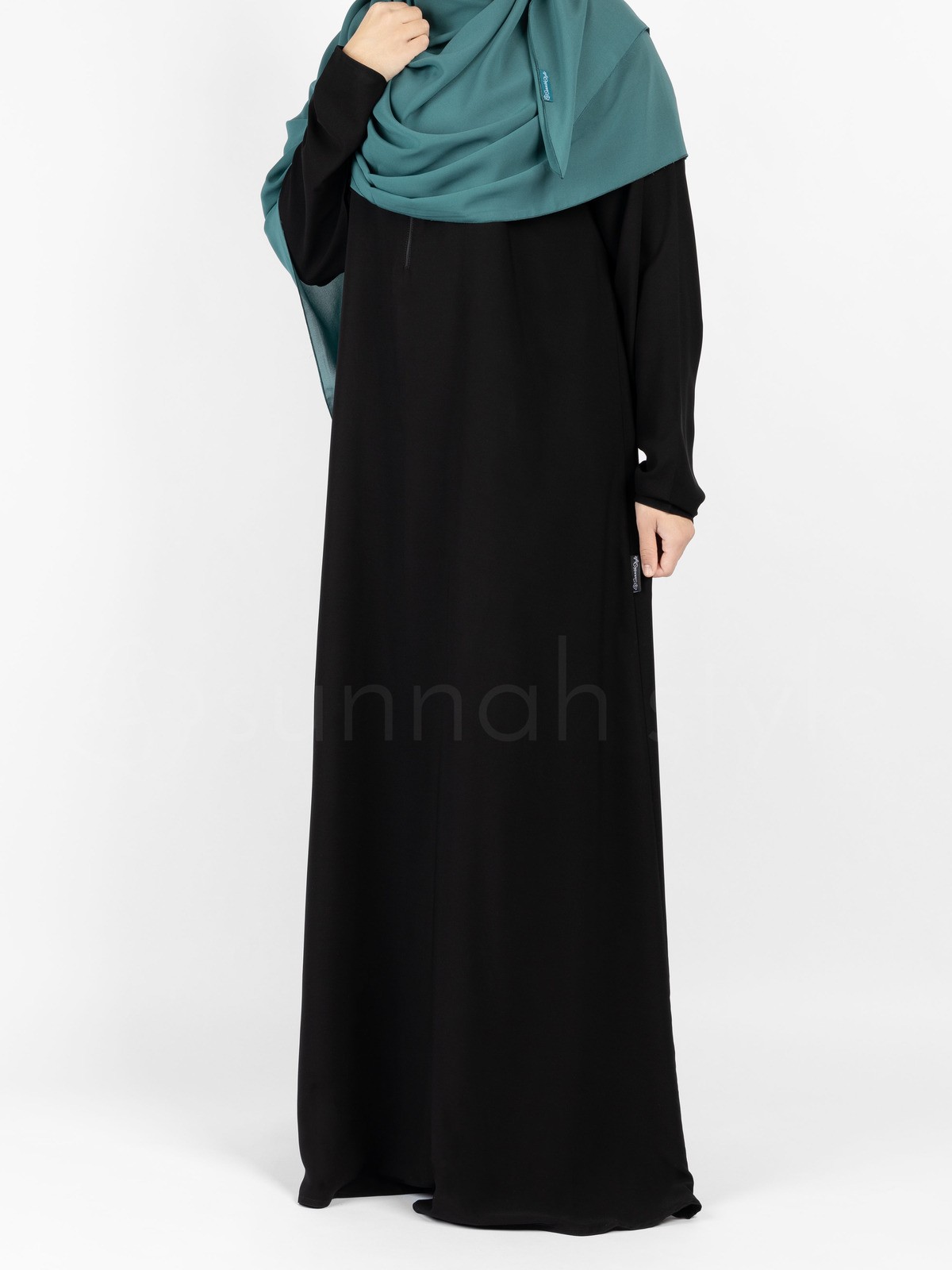 Sunnah Style - Plain Closed Abaya - SLIM (Black)