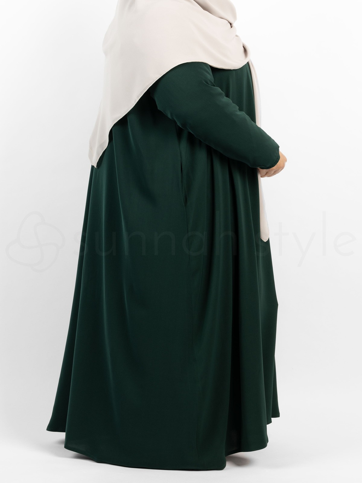Sunnah Style - Essentials Closed Abaya - PLUS (Pine)