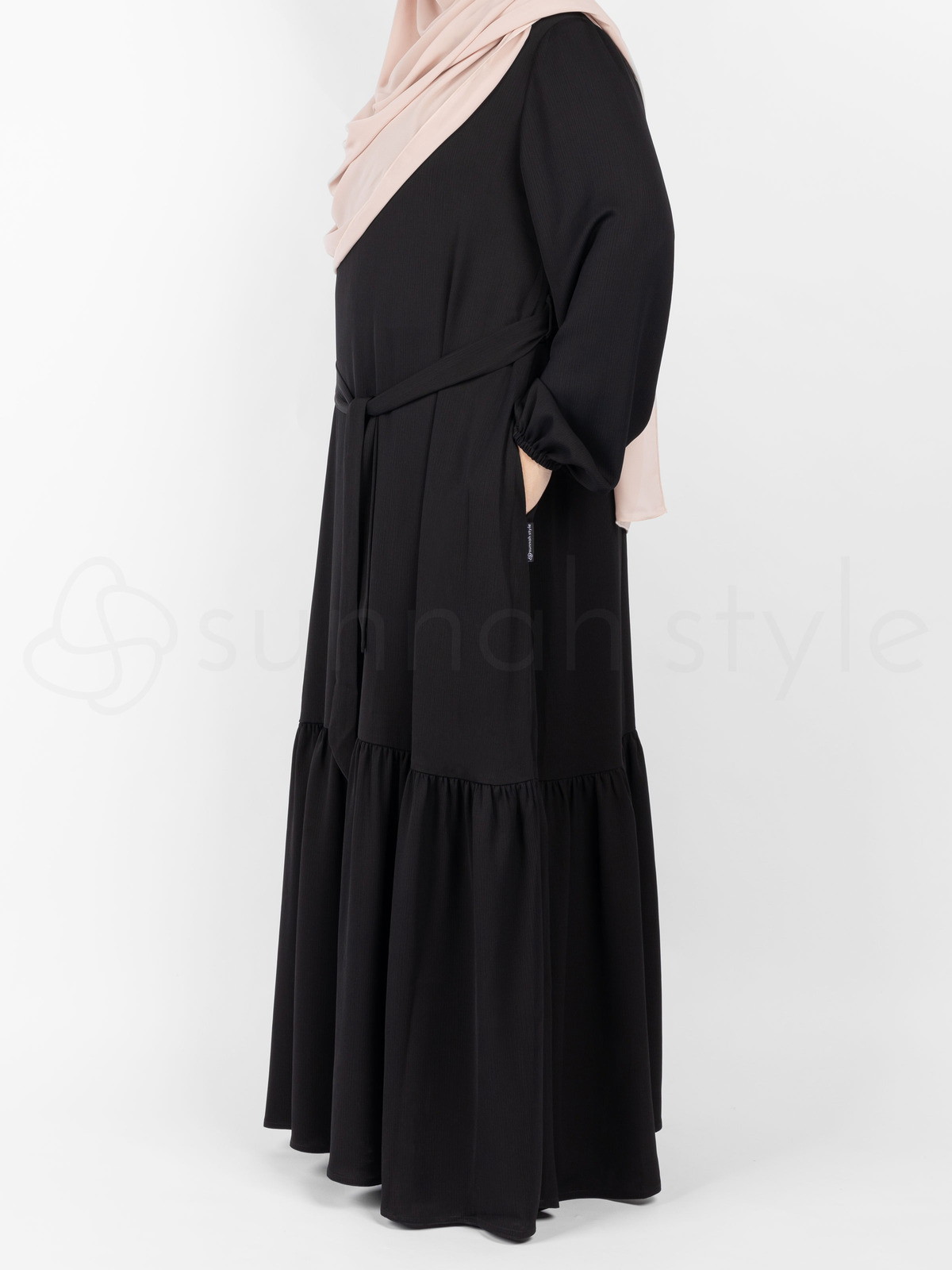 Lily Tiered Abaya (Black)