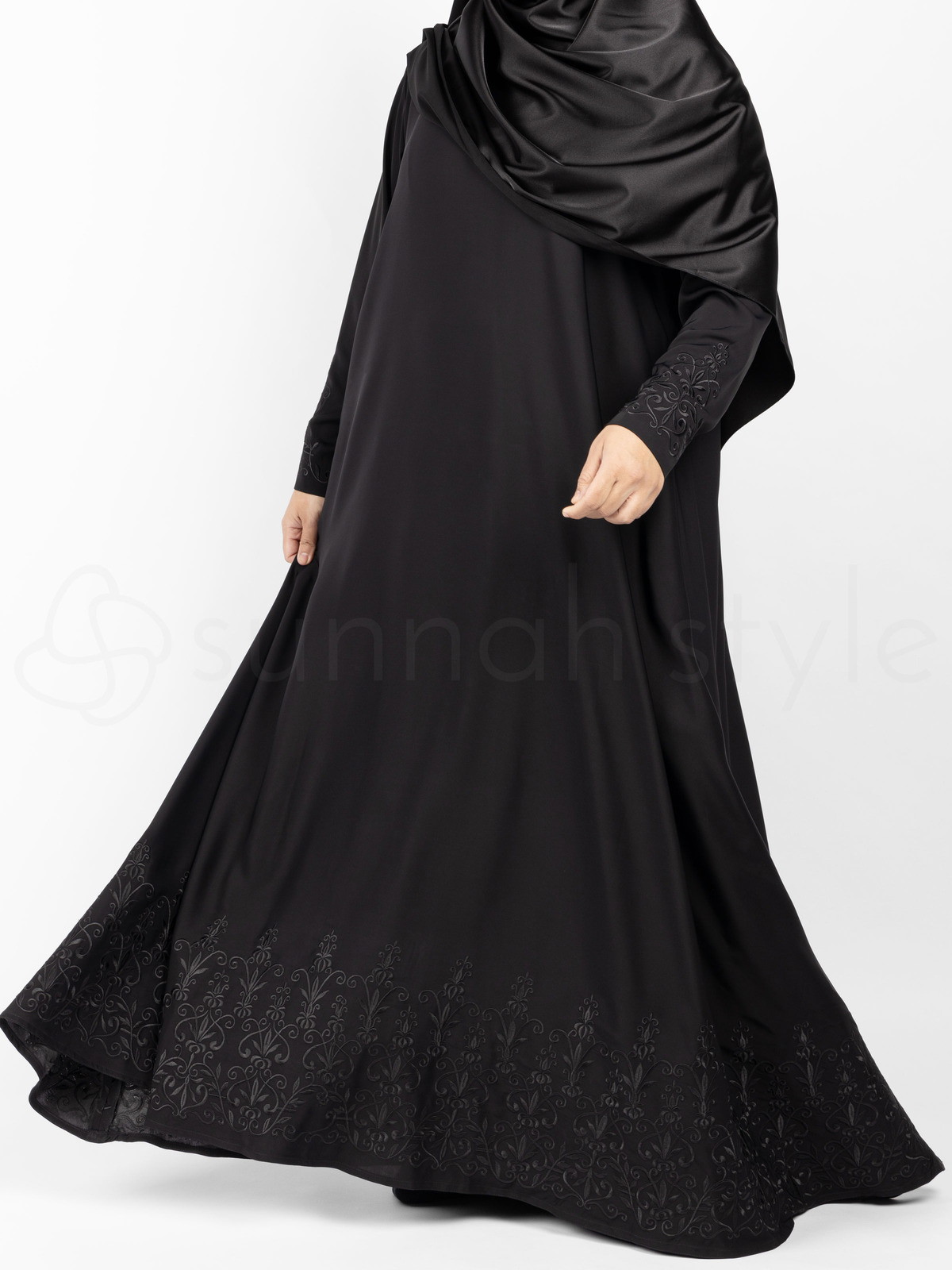 Serenity Embroidered Umbrella Abaya