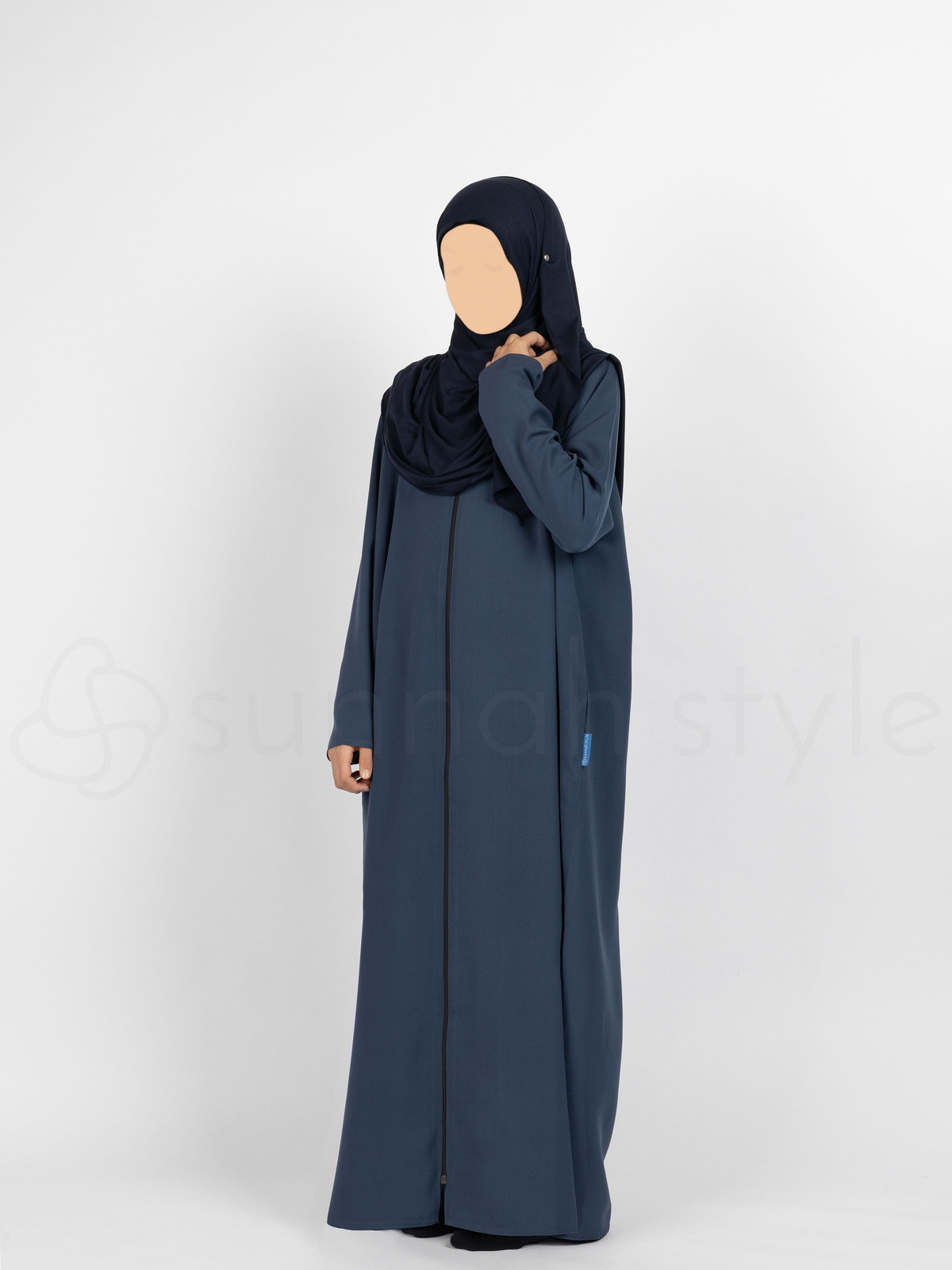 abaya with hood and pockets