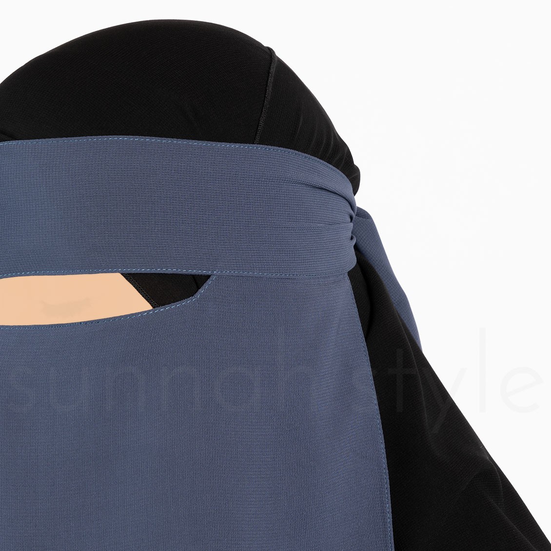 Should I Choose Pinch or No-Pinch Niqabs? - UKHT LONDON