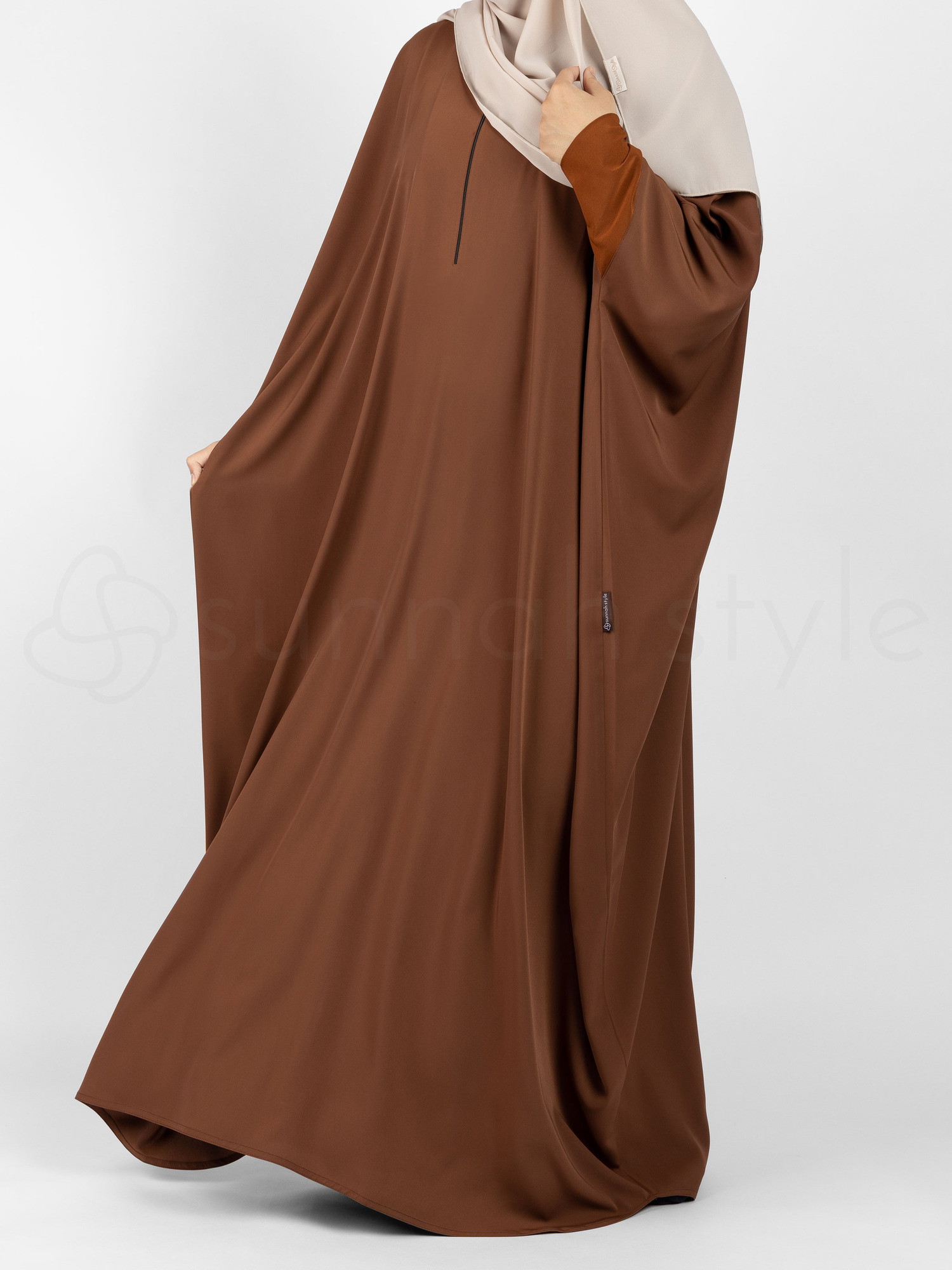 Bisht discount abaya uk